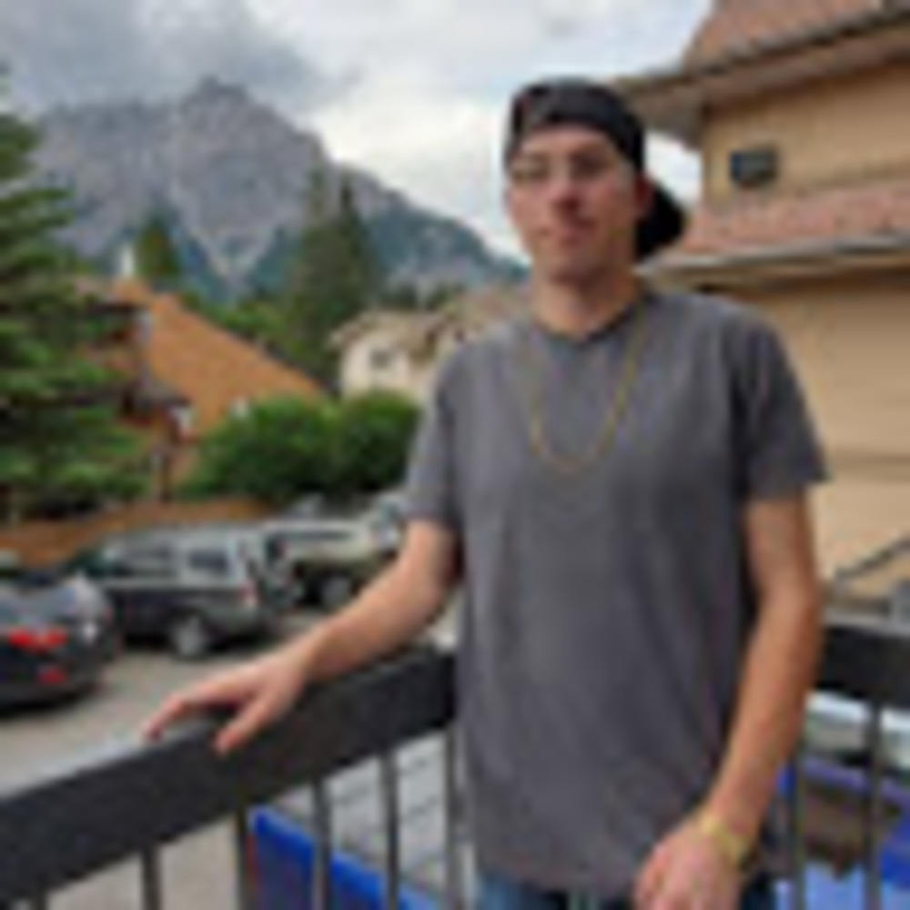 Meet your Posher, Skylin